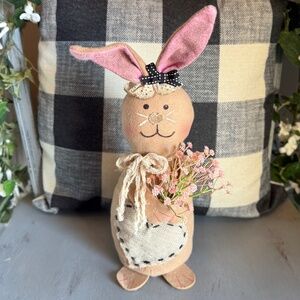 Primitive Rustic Bunny
